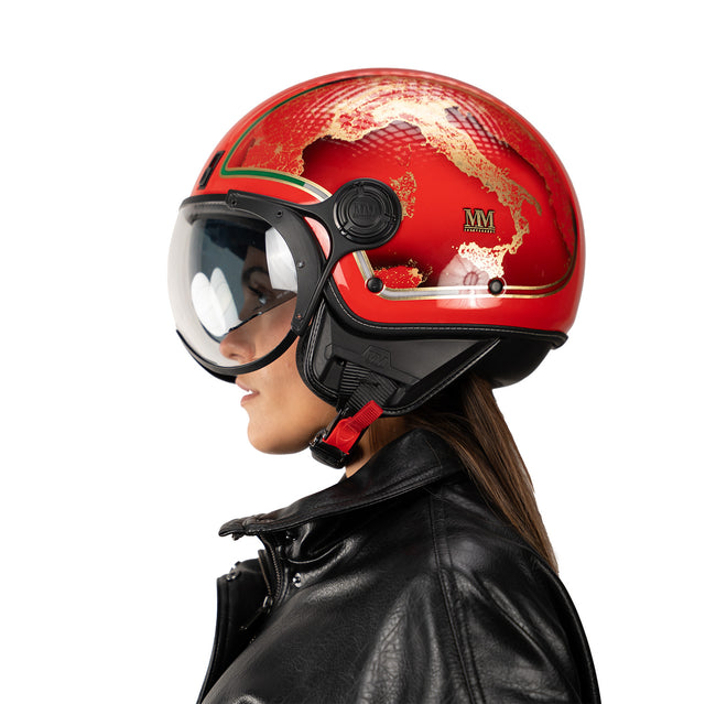 Casco jet Rosso Italia: acabados oro, identidad italiana, carácter icónico
